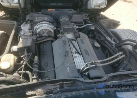 1994 Chevrolet Corvette z USA, uszkodzony, nr VIN 1G1YY32P3R5115935